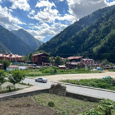 Karadeniz Apartmán *
